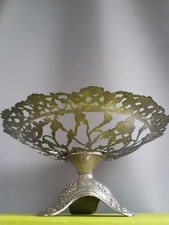 Ancienne coupe à fruits sur