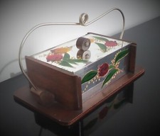 Ancienne boite à gâteaux