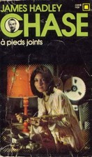 A pieds Joints | Chase James