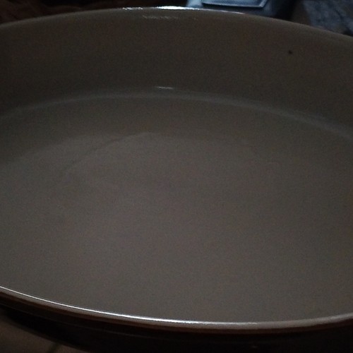 Plat four rond en - plat,