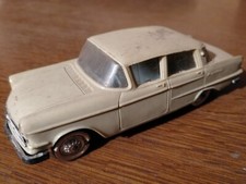 Voiture Norev Opel Kapitan