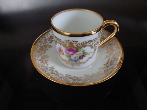 Tasse moka porcelaine - a,