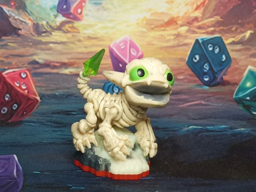Funny bone figurine - figurine, skylanders