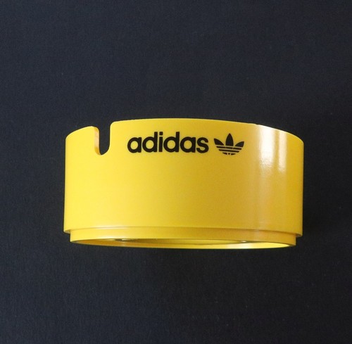 Adidas cendrier modèle - 1,