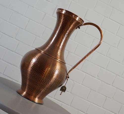 Noble vase anses cuivre - à,