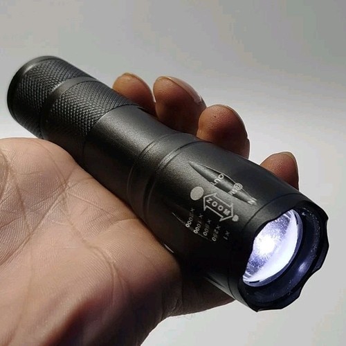 Lampe poche militaire - lampe,