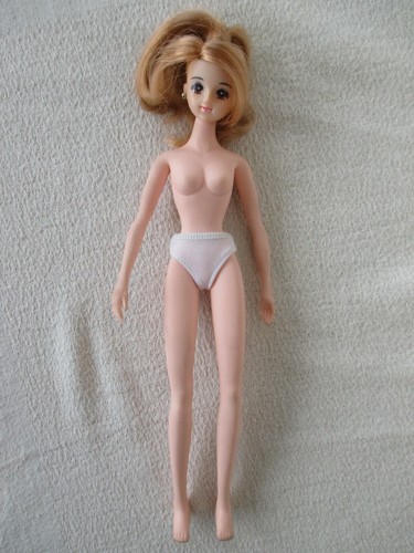 Poupée mannequin barbie