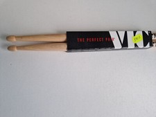 Paire de Baguettes pour batterie acoustique ou électronique Vic Firth 85A