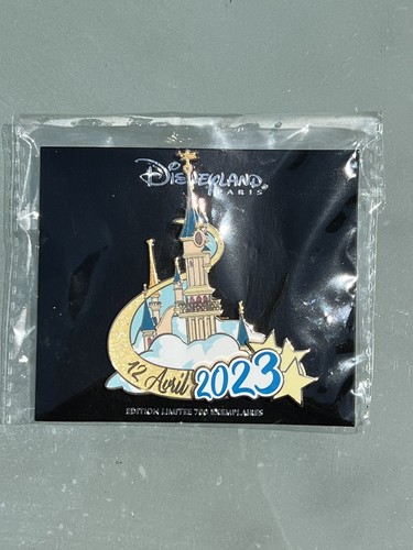 Pin chateau disney - -, avril