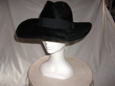 Chapeau  GÉLOT à Paris en