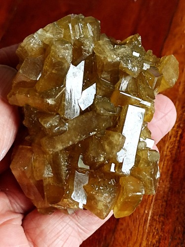 Baryte jaune miel - ,, cristaux