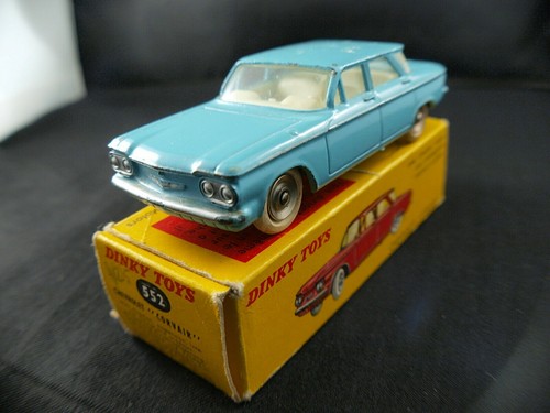 Dinky toys 552 - f, n°