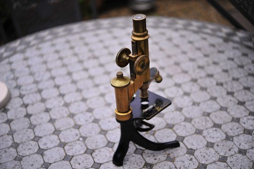 Old leitz microscope stativ - old,