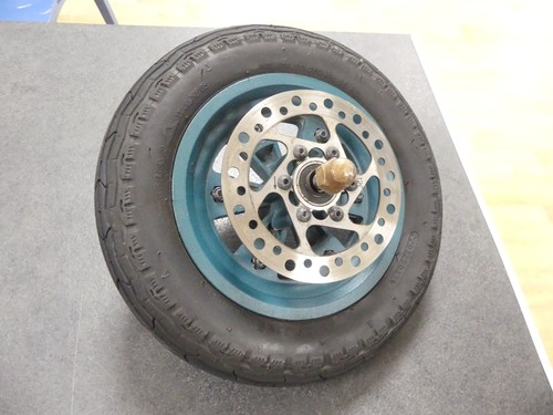 Roue avant pour trottinette - roue,