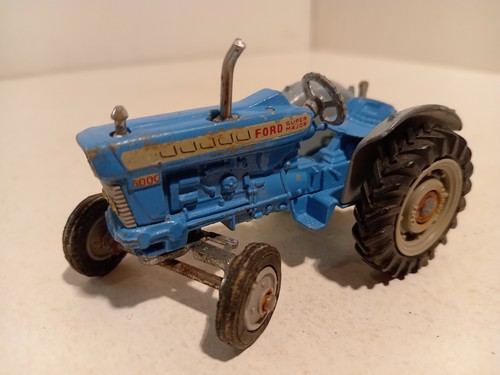 Corgi tractor ford super - tractor,