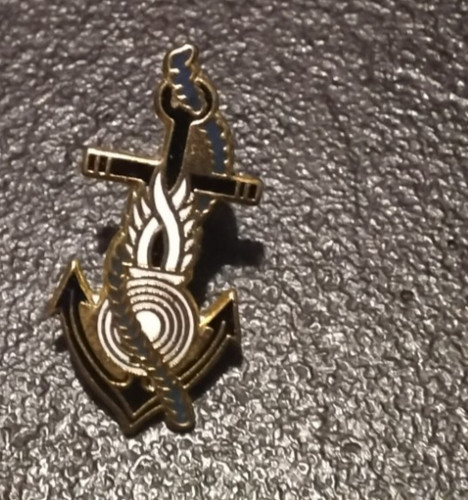 Pin militaire gendarmerie - militaire,