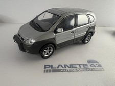 UNIVERSAL HOBBIES RENAULT SCENIC RX4 RX4 2.0 no box 1:43