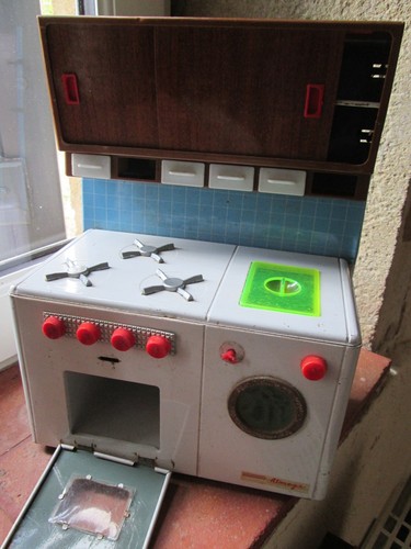 Jouet ancien cuisine tôlée - cuisine,