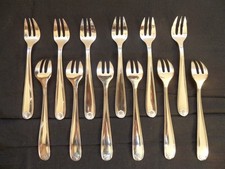 12 FOURCHETTES A HUITRE