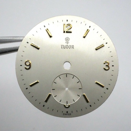 Cadran montre eta - eta,