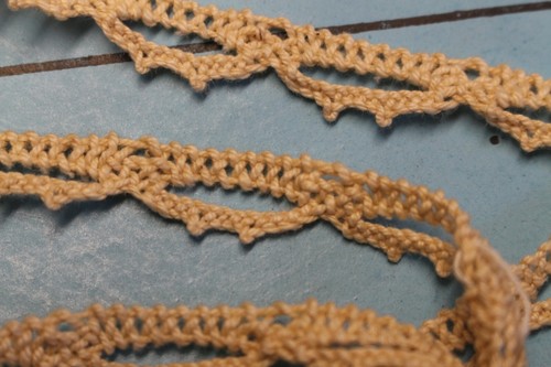 Fine dentelle ancienne 500 - fine,