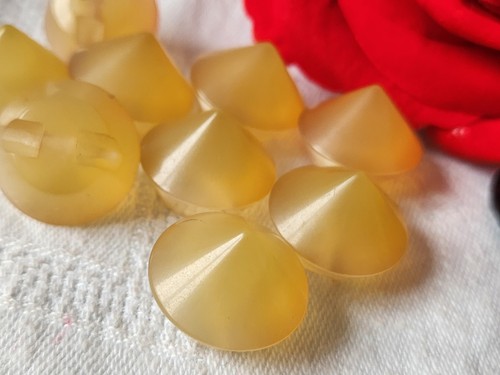 Lot boutons anciens - 6,