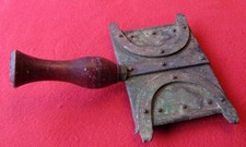 CHEVAL SUPERBE ETRILLE