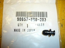 attache agrafe carenage honda