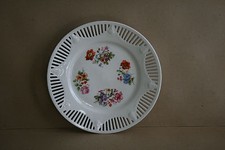 Assiette décorative ajourée