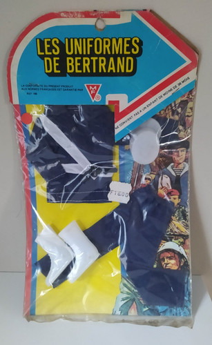 Les uniformes bertrand neuf - les,