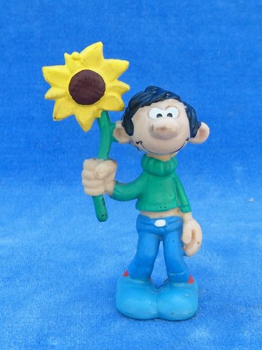 Rare top figurine bully - rare,