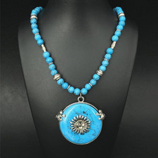 HOWLITE SILVER TONE BRASS JEWELLERY HUNTING NECKLACE & PENDANT