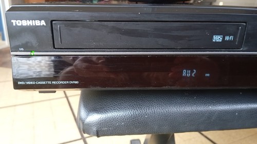 Magnétoscope vhs toshiba - magnétoscope,