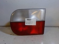 Feu arriere secondaire gauche