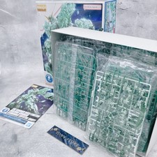 MG 1/100 Gundam Base Limited Unicorn Gundam Luminous Crystal Body Model Kit JP