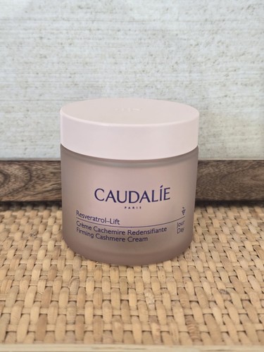 Caudalie resveratrol lift - caudalie,