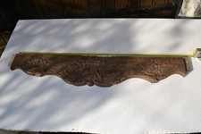 Sculture florale sur bois