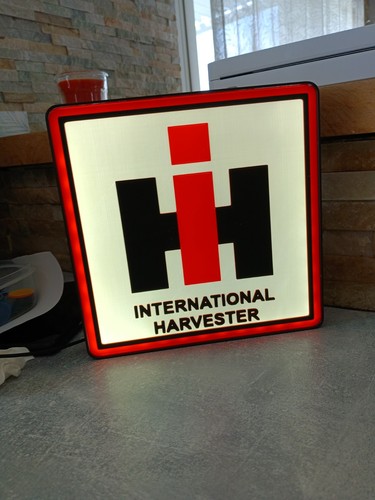 Logo lumineux international - -,