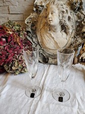 2 coupes a champagne SAINT