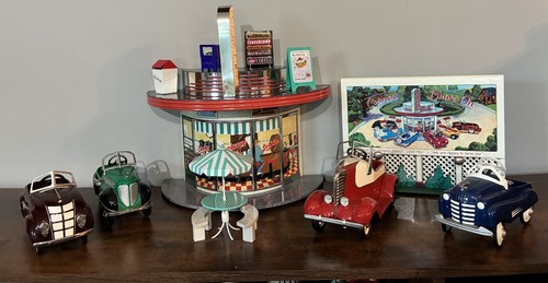 Hallmark kiddie car corner - hallmark,