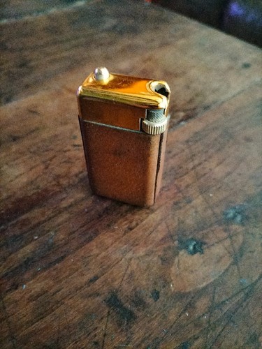 Briquet gaz flaminaire - a,
