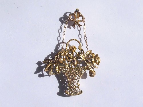 Beau pendentif plaqué or - beau,