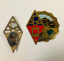 Lot de 2 badges automobiles