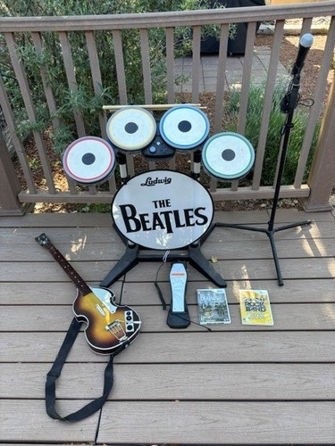 Beatles rock band wii bundle - rock,