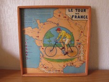 ANCIEN JEU DE PLATEAU - LE