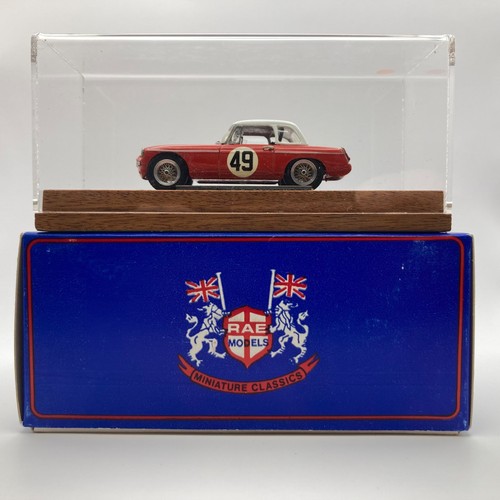 Rae models 010f - rae, mgb