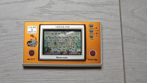 Game watch nintendo - watch,