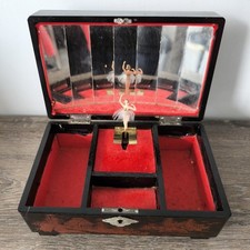 Boîte à Musique TOYO -