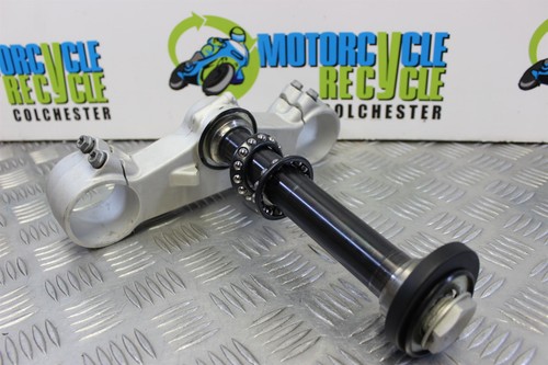 Ktm rc8 yoke bottom clamp - ktm,