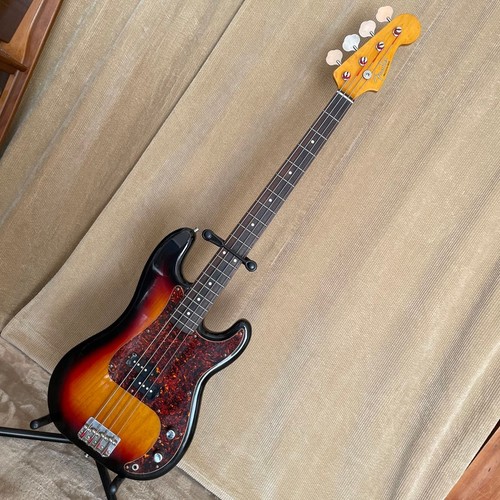 Fender precision bass - precision,
